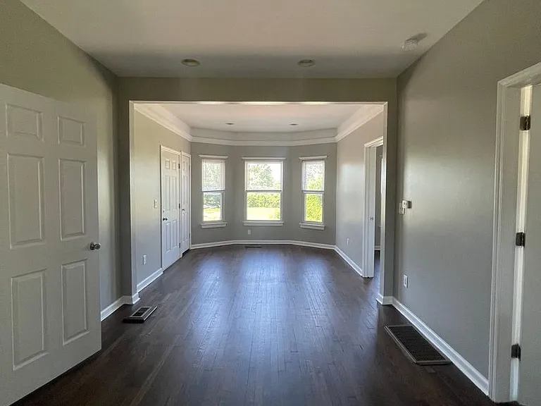2638 Rosa Parks Blvd — Photo 1