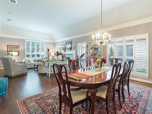 5th image of 9021 Gardenia Dr