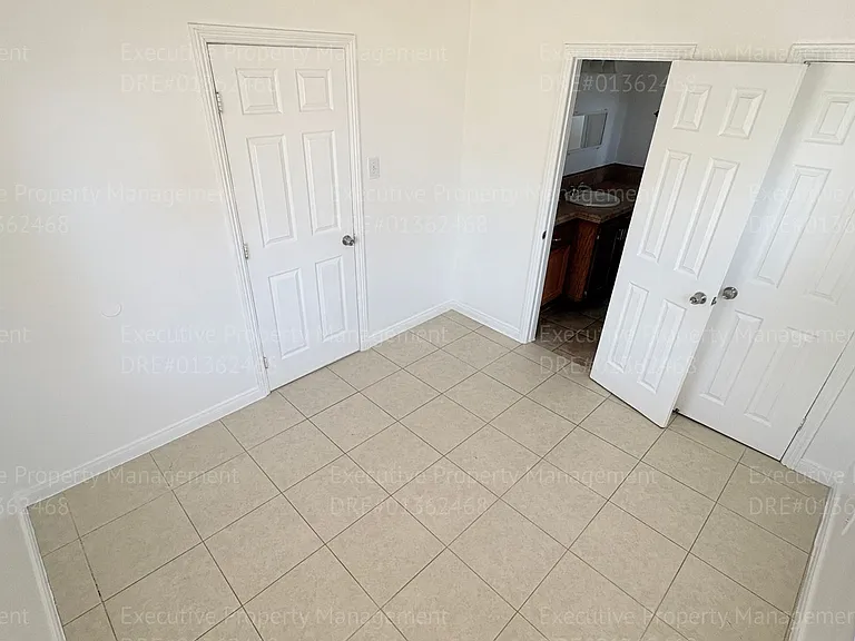 3501 L St — Photo 18