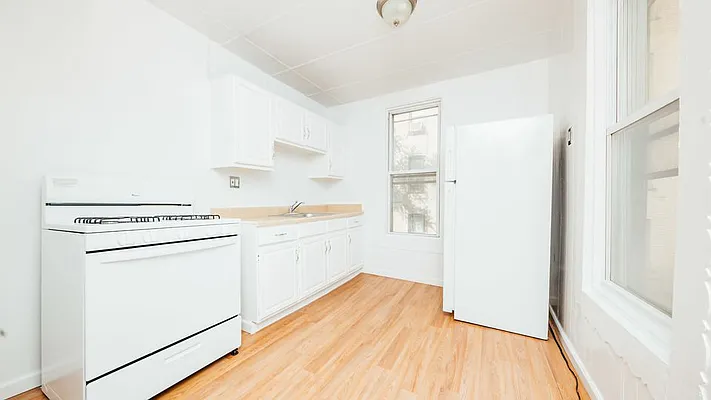 Rented by Nooklyn NYC LLC | media 2