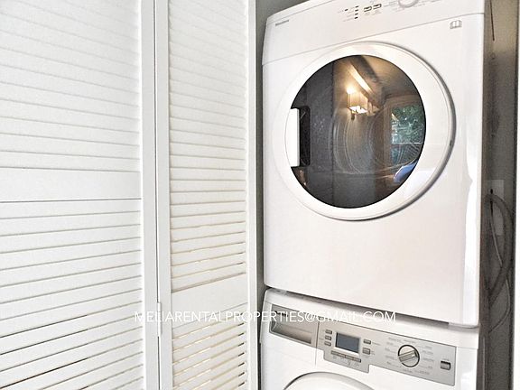 In-Unit Laundry