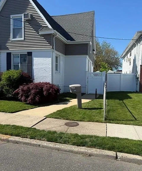 38 Grant Ave — Photo 3
