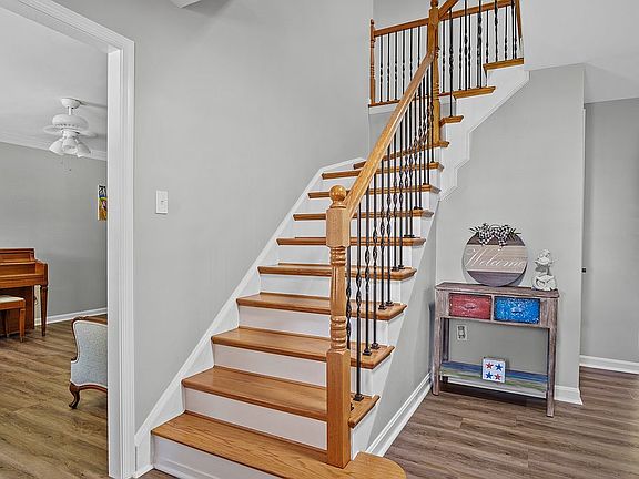 2nd image of 6616 Saddlehorn Ct