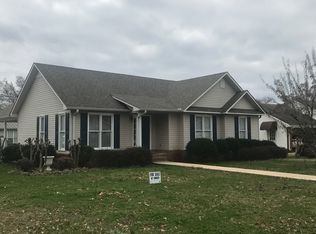 301 Lincoln Dr, Muscle Shoals, AL 35661