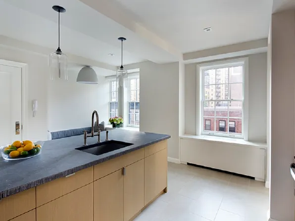 141 East 88th Street image 4 of 7