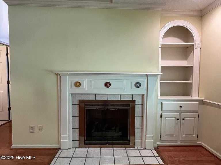 225 E New York Ave — Photo 9