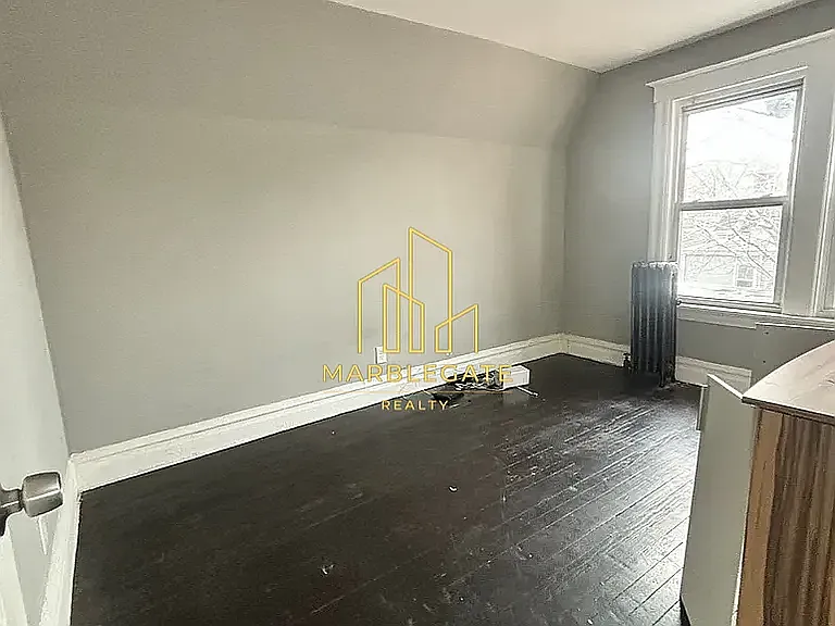 273 Amherst St #3A — Photo 1