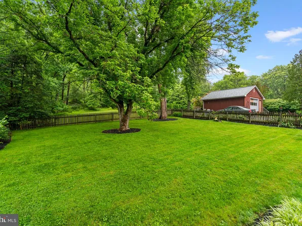 3999 College Ave, Ellicott City, MD 21043