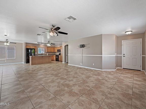 4th image of 39215 N KELLEY Circle