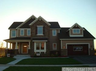 11354 Parkside Trl, Osseo, MN 55369