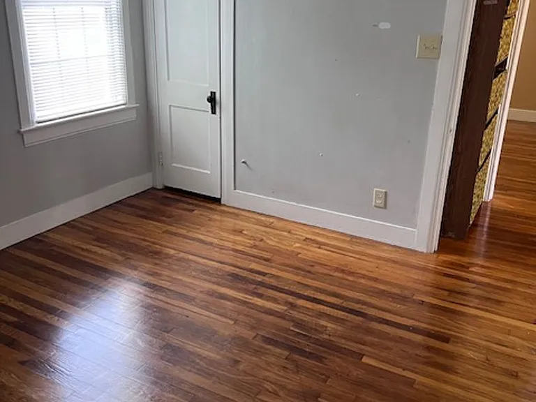 5013 Magnolia St — Photo 8