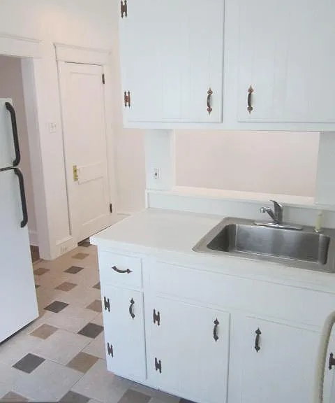619 Baily Rd — Photo 10
