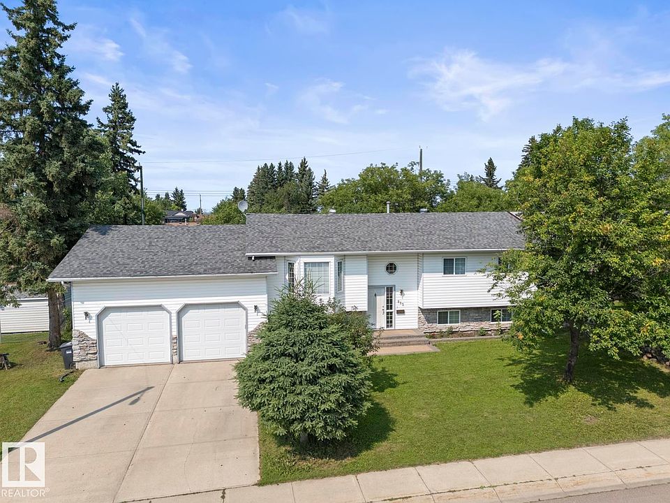 1st image of 812 12th Ave