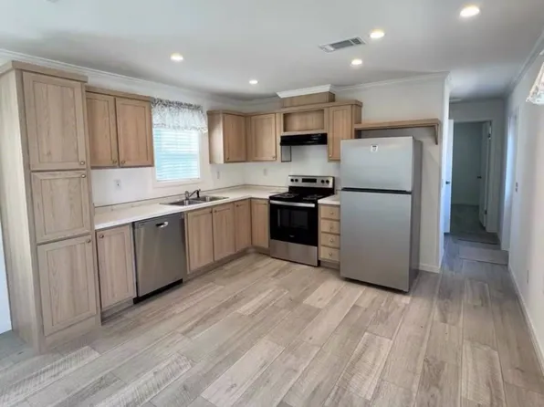 1110 N Summit St #43D, Crescent City, FL 32112