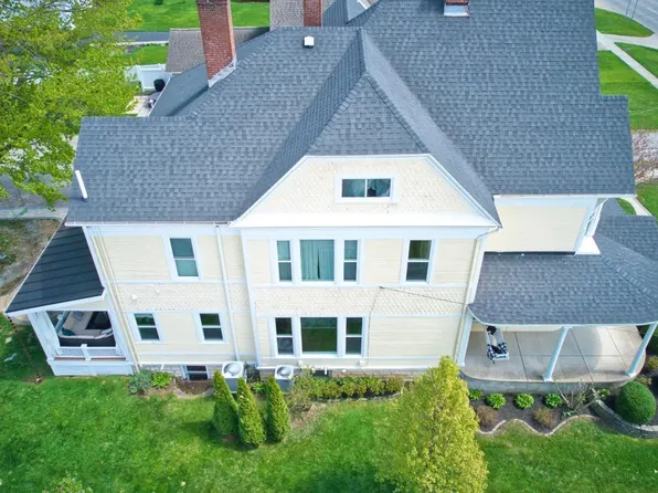 278 W Main St, Bellevue, OH 44811