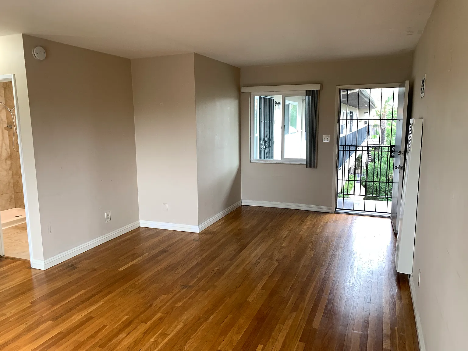 Studio, 550 sqft, $1,650 — Photo 2