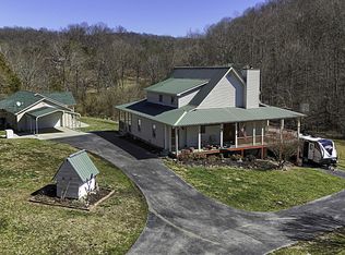 1140 Tater Valley Rd, Washburn, TN 37888