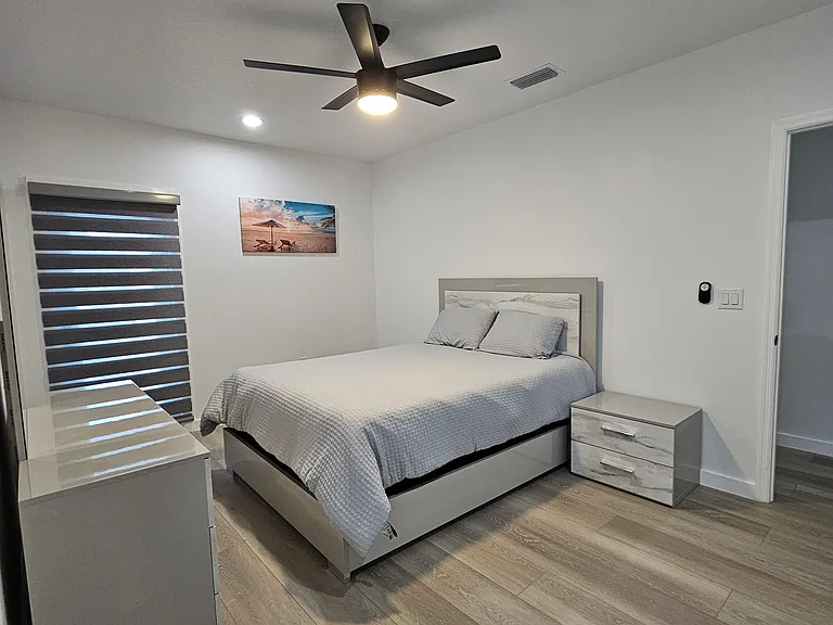 527 N Garden Ave #4 — Photo 8