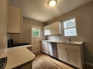 2302 Palm Beach Ave, Pittsburgh, PA 15216