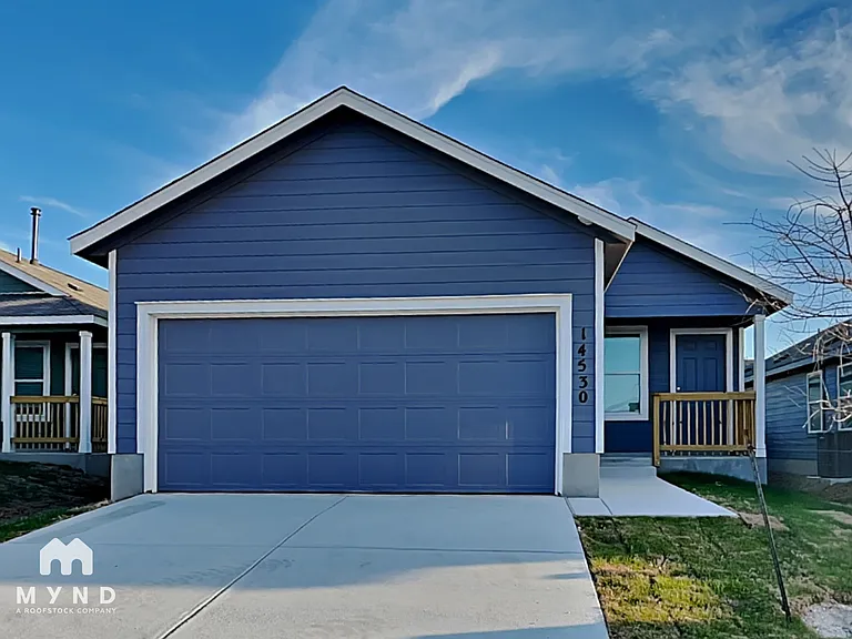 14530 Payton Flts — Photo 1