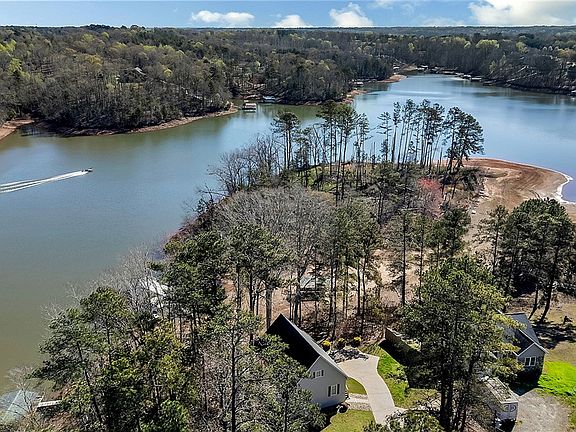 4th image of 1213 Williams Rd