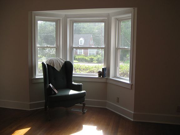 Living room bay window