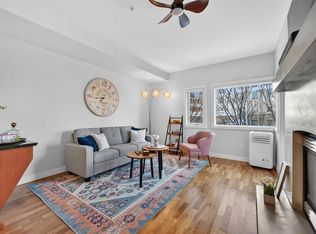 1818 W 14th St SW #303, Calgary, AB T2T 3S9