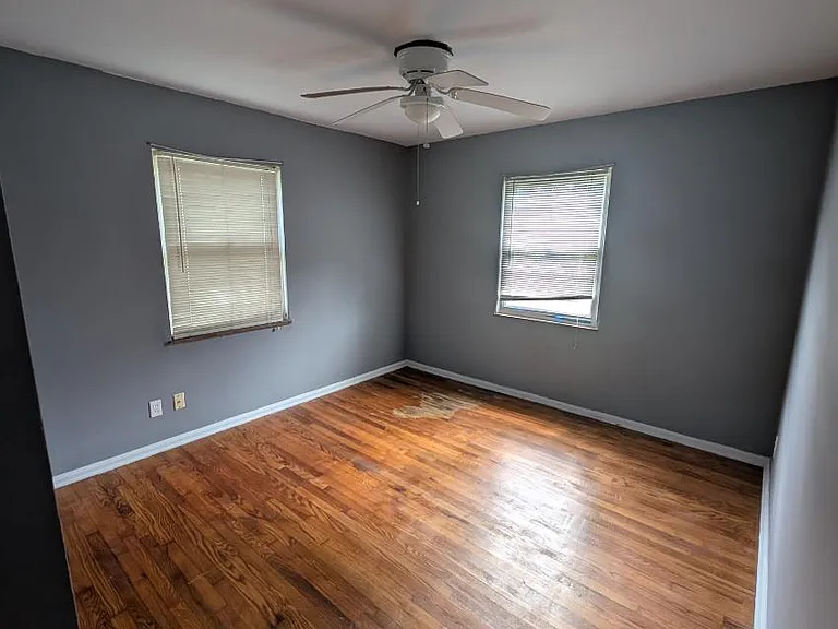 27860 Knickerbocker Rd — Photo 12