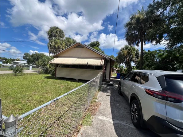 3803 Pearl St, Fort Myers, FL 33916