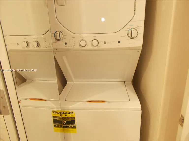 1400 SW 124th Ter #106Q — Photo 17