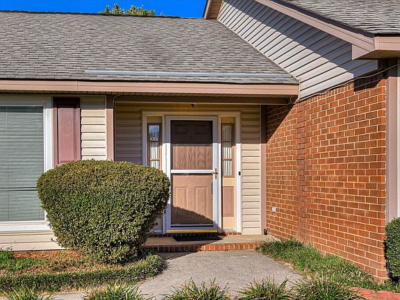 4th image of 4127 Meriden Drive