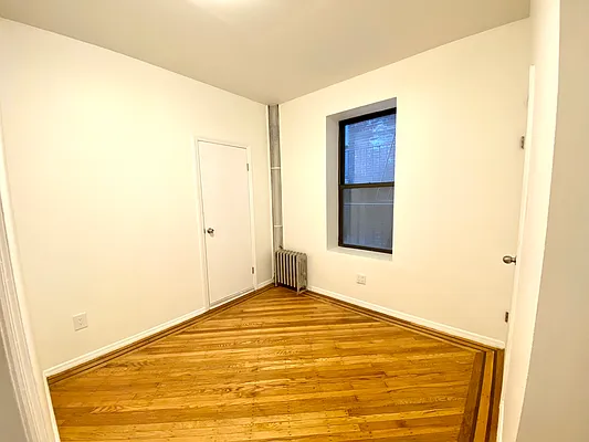 Rented by Douglas Elliman | media 10