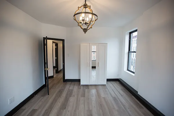 Rented by Cyberapts Management | media 29