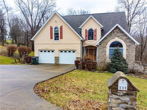 111 Toni Ln, Saint Clairsville, OH 43950