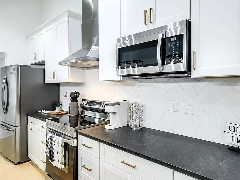 2037 Conrad Ave SE — Photo 10