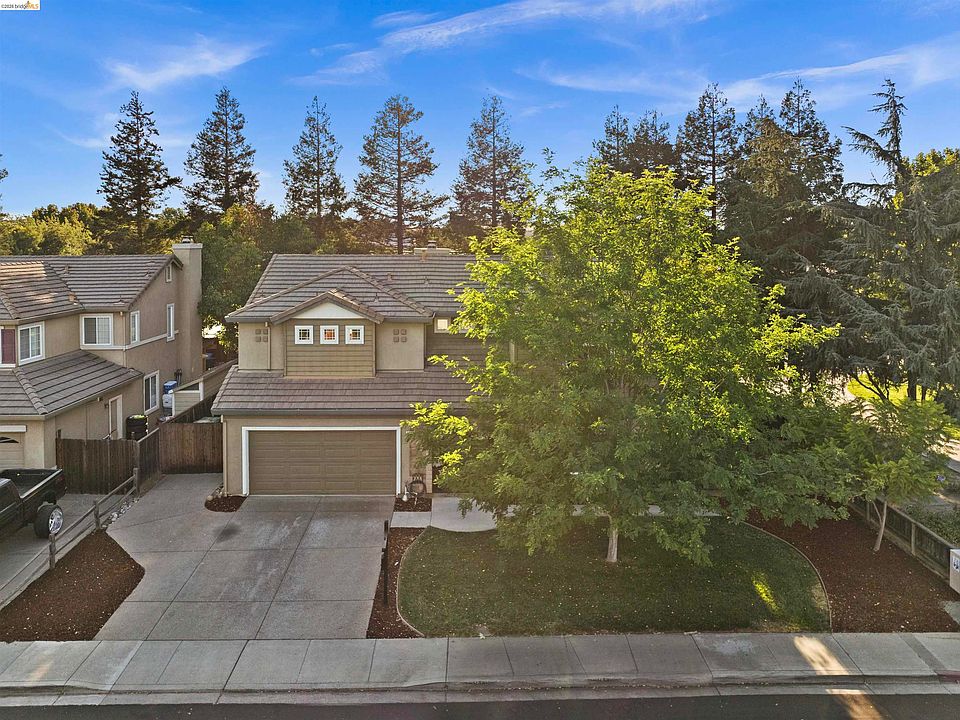 1st image of 1049 Meadowgate Way