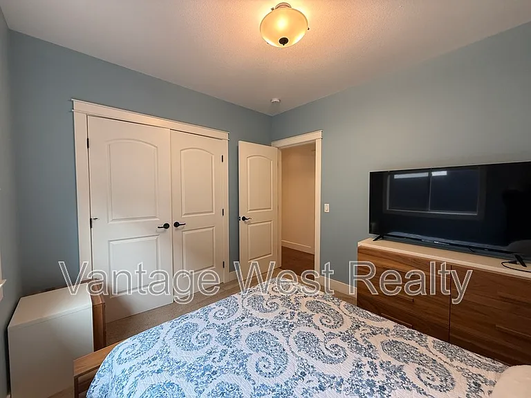1588 Marina Way — Photo 12