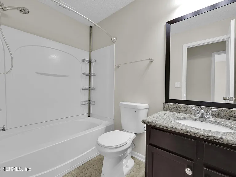 452 Walnut Dr — Photo 26
