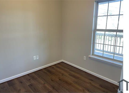 3rd image of 4618 W Market St Unit 205