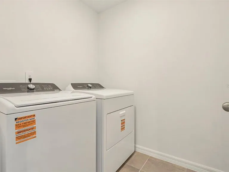 16390 Bird Of Paradise Ave — Photo 19