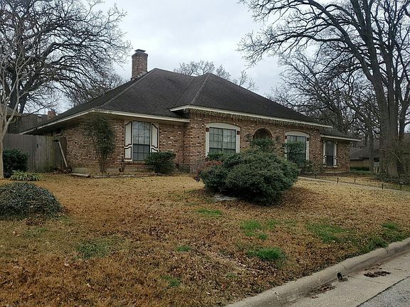 4th image of 3306 Jerry Ln