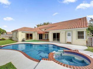 Forest Ridge Single Famil, Davie, FL 33328