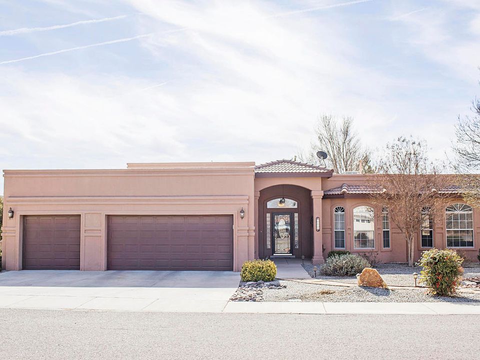 1st image of 3843 Shady Glen Ave