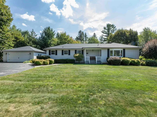 2838 E Blackhurst Rd, Midland, MI 48642