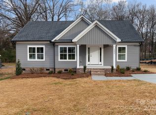 130A Springway Dr, Kannapolis, NC 28081