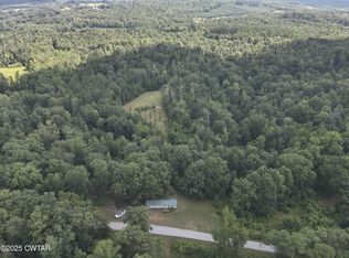 1338 New Hope Rd, Decaturville, TN 38329