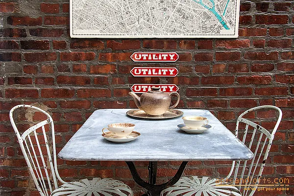 Sold by aptsandlofts.com | media 19