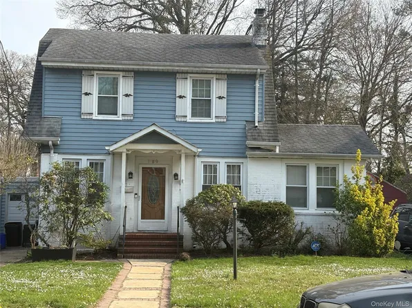 189 N Evans Avenue, Freeport, NY 11520