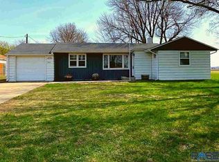 47471 258th St, Renner, SD 57055