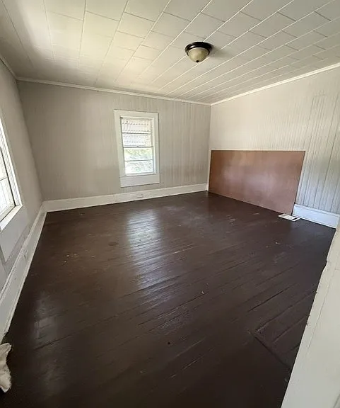 642 Carla St — Photo 4